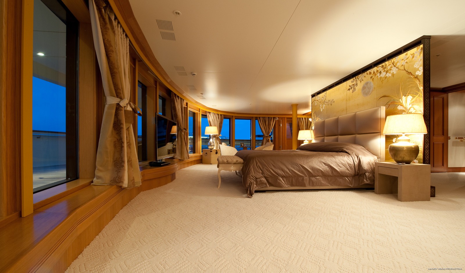 Main Master Cabin On Yacht BOADICEA
