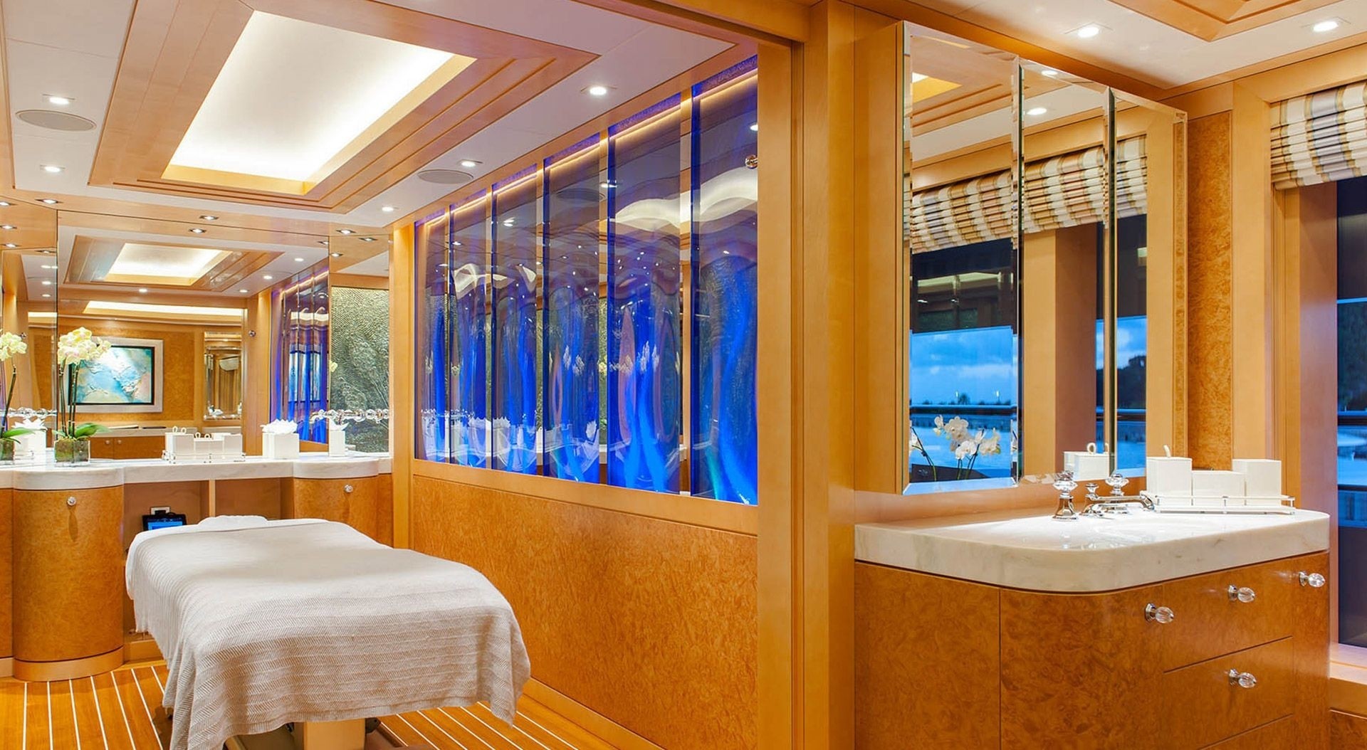 Massage Furniture On Yacht SOLANDGE