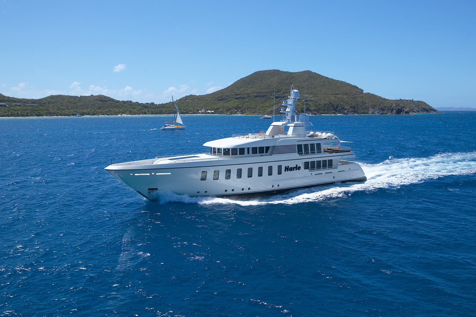Yacht HARLE By Feadship -  Underway In The Caribbean