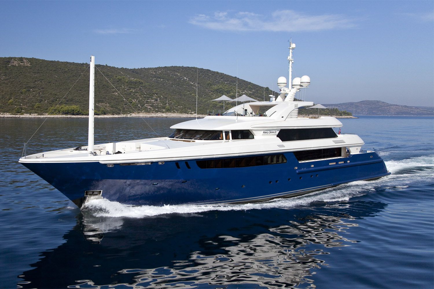Yacht MARY JEAN II By ISA - Profile Underway In The Mediterranean