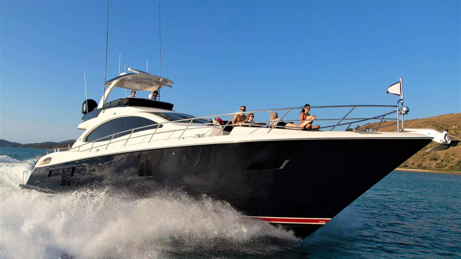 Luxury Yacht LA MAR Available In Australia