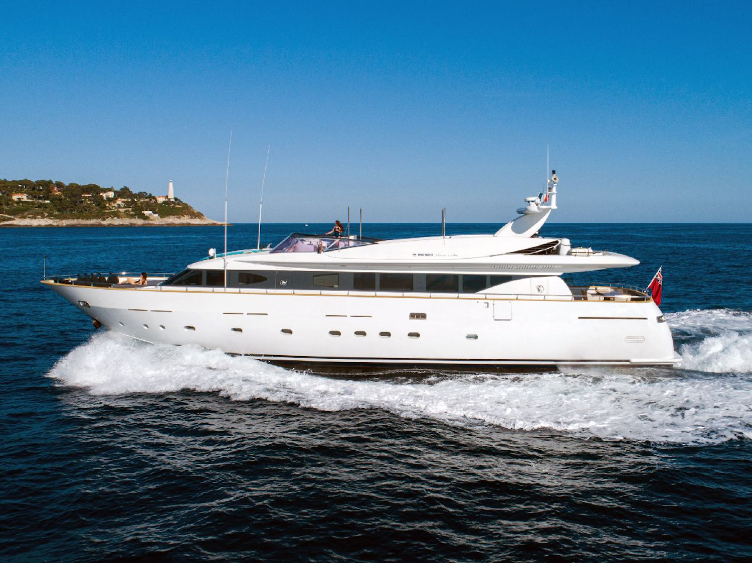 Luxury Yacht TALILA Running