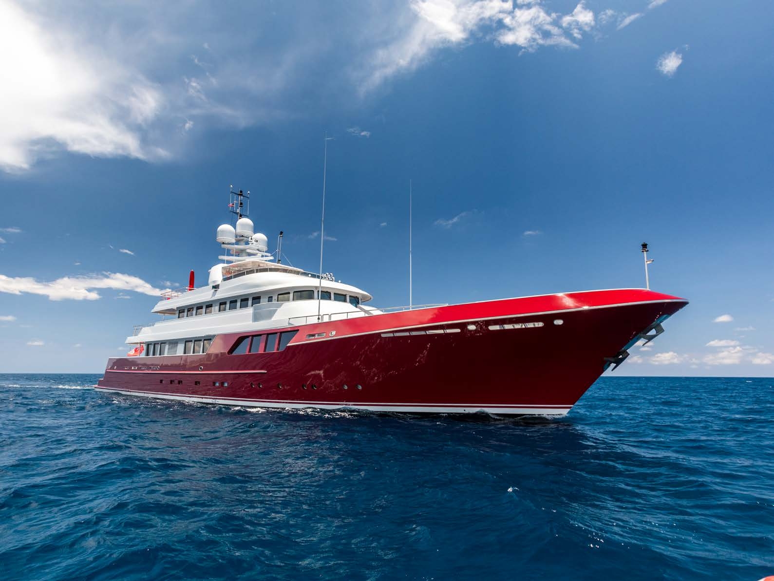 AVALON Yacht Charter Details, Cheoy Lee | CHARTERWORLD Luxury Superyachts