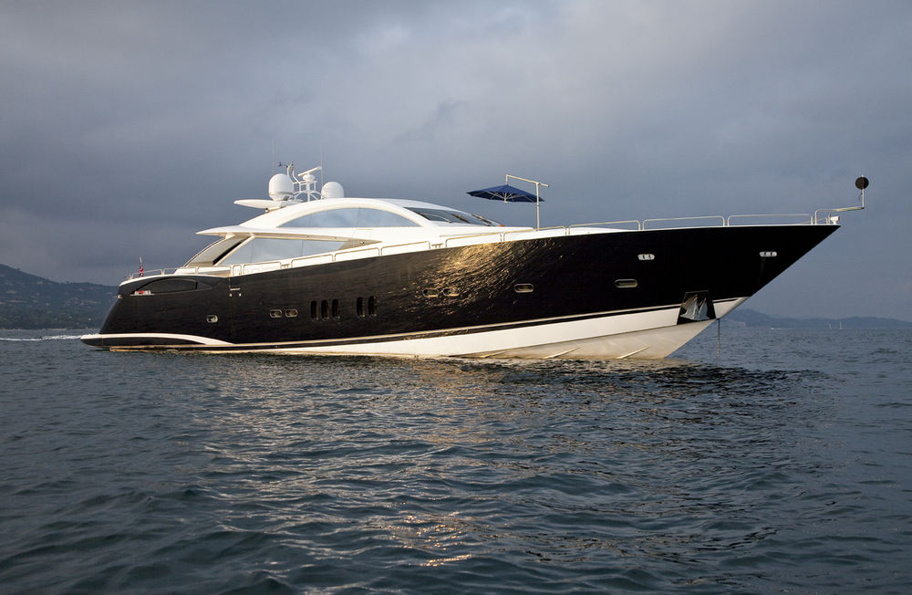 Yacht Casino Royale Sunseeker Predator 108 Charterworld Luxury Superyacht Charters