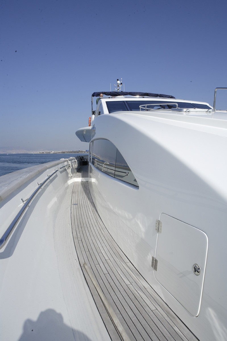The 30m Yacht DREAM B