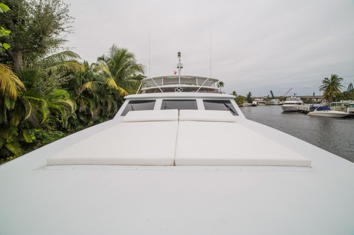 The 30m Yacht LADY LEX