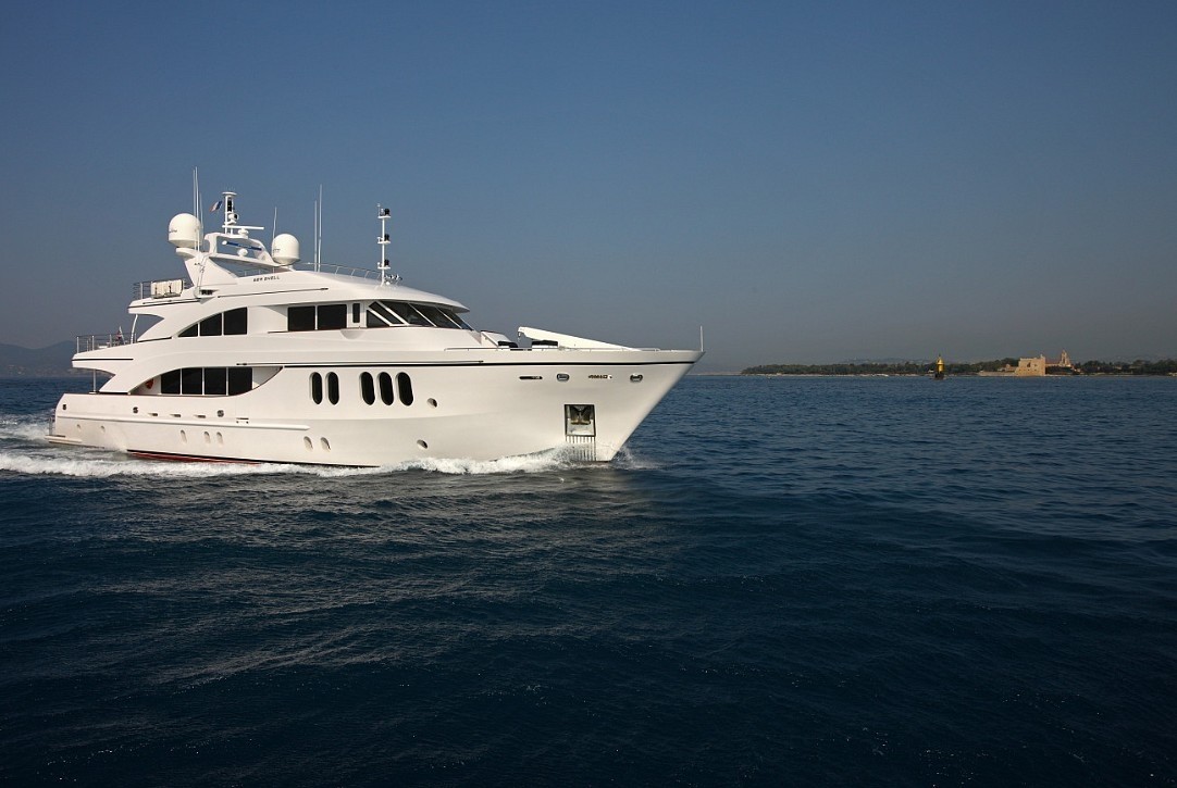 The 33m Yacht SEA SHELL
