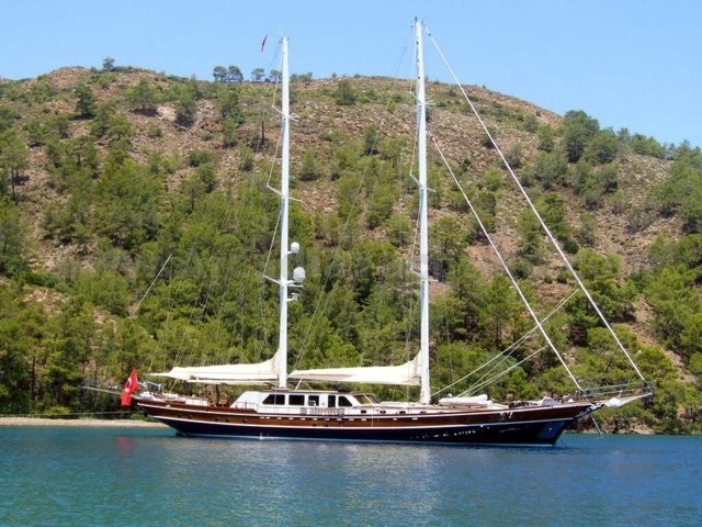The 40m Yacht KAYA GUNERI V