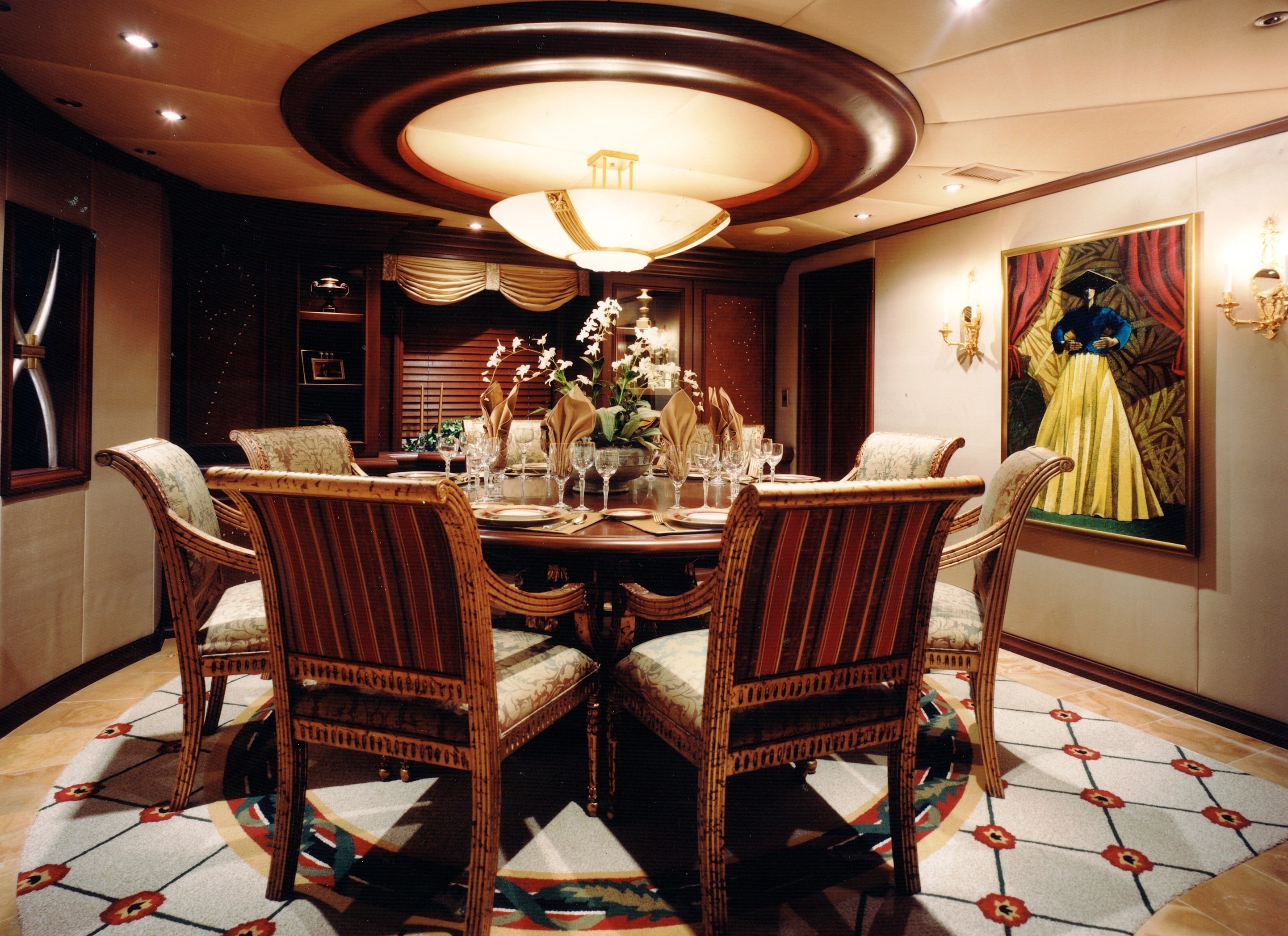 Eating/dining Saloon On Yacht LAGNIAPPE