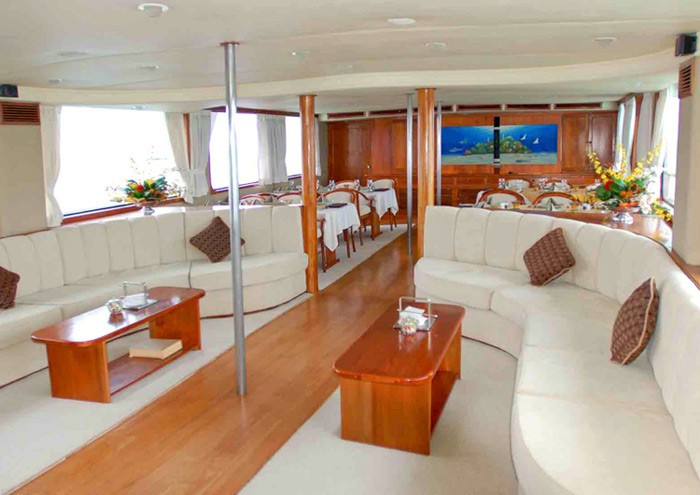 Premier Saloon Aboard Yacht INTEGRITY