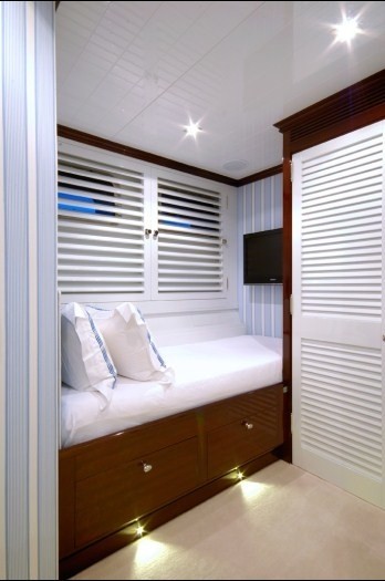 Single Sized Cabin Aboard Yacht OXYGEN