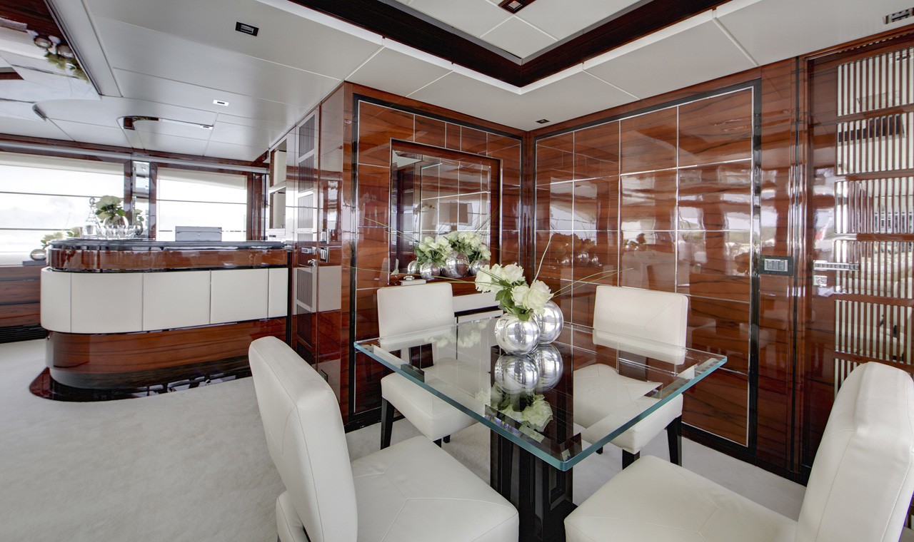 Top Deck: Yacht WILD ORCHID I's Saloon Image