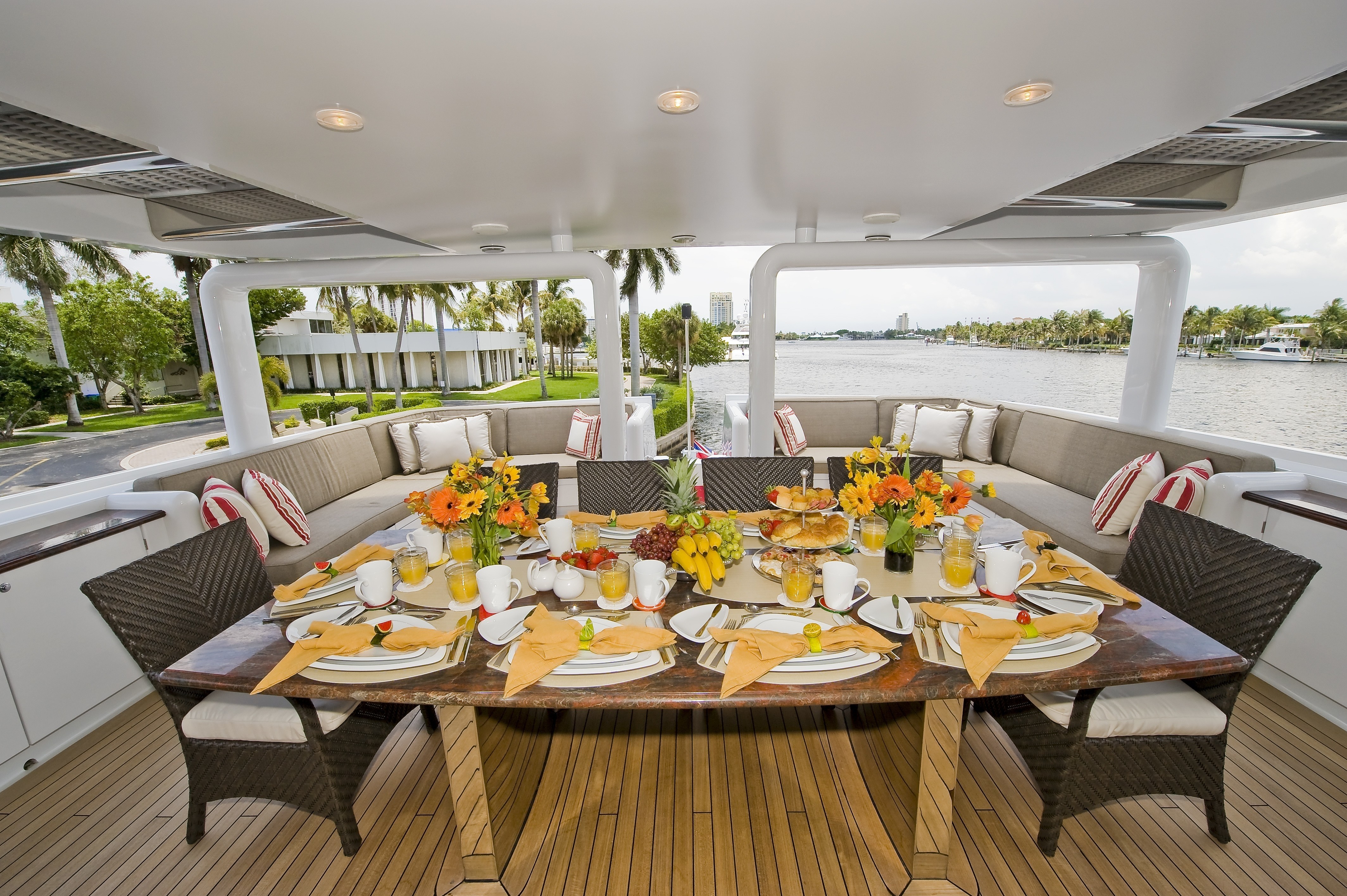 External Eating/dining Aboard Yacht TRIUMPHANT LADY
