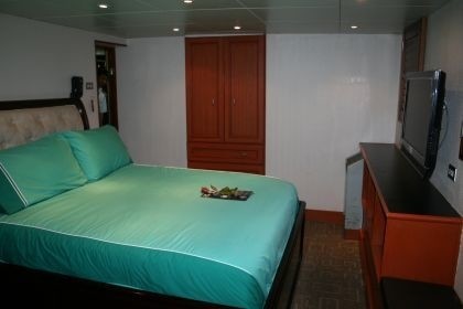 Blue: Yacht SARSEN's Guest's Cabin Pictured
