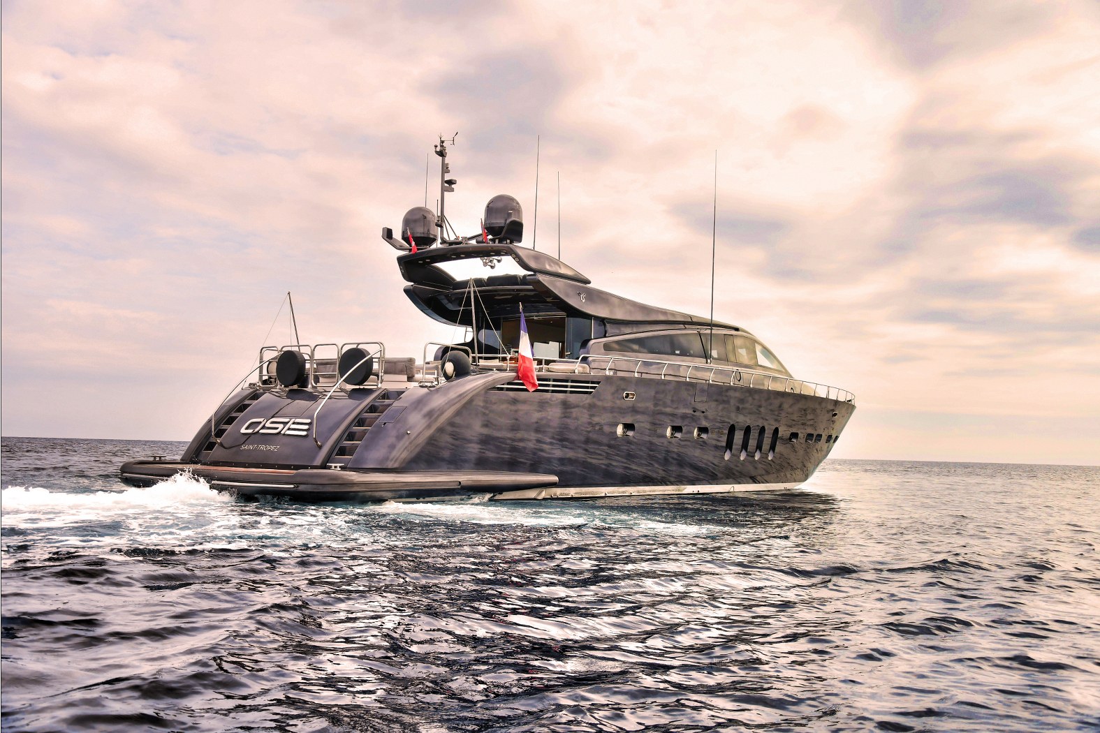 Luxury Yacht OSE