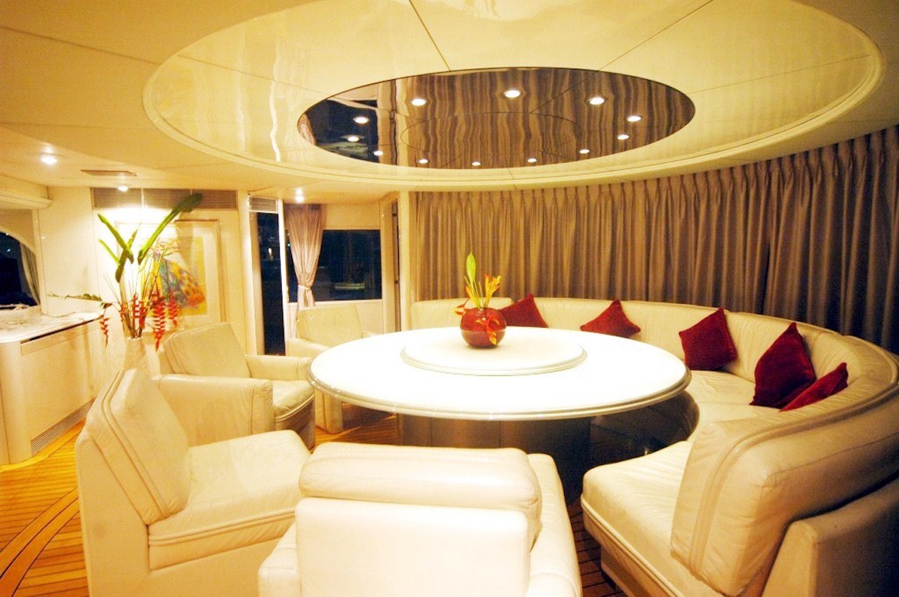 Motor Yacht Lady Arraya -  Dining Area