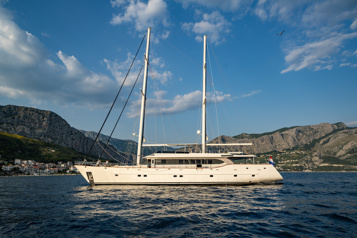 Navilux Yacht Profile