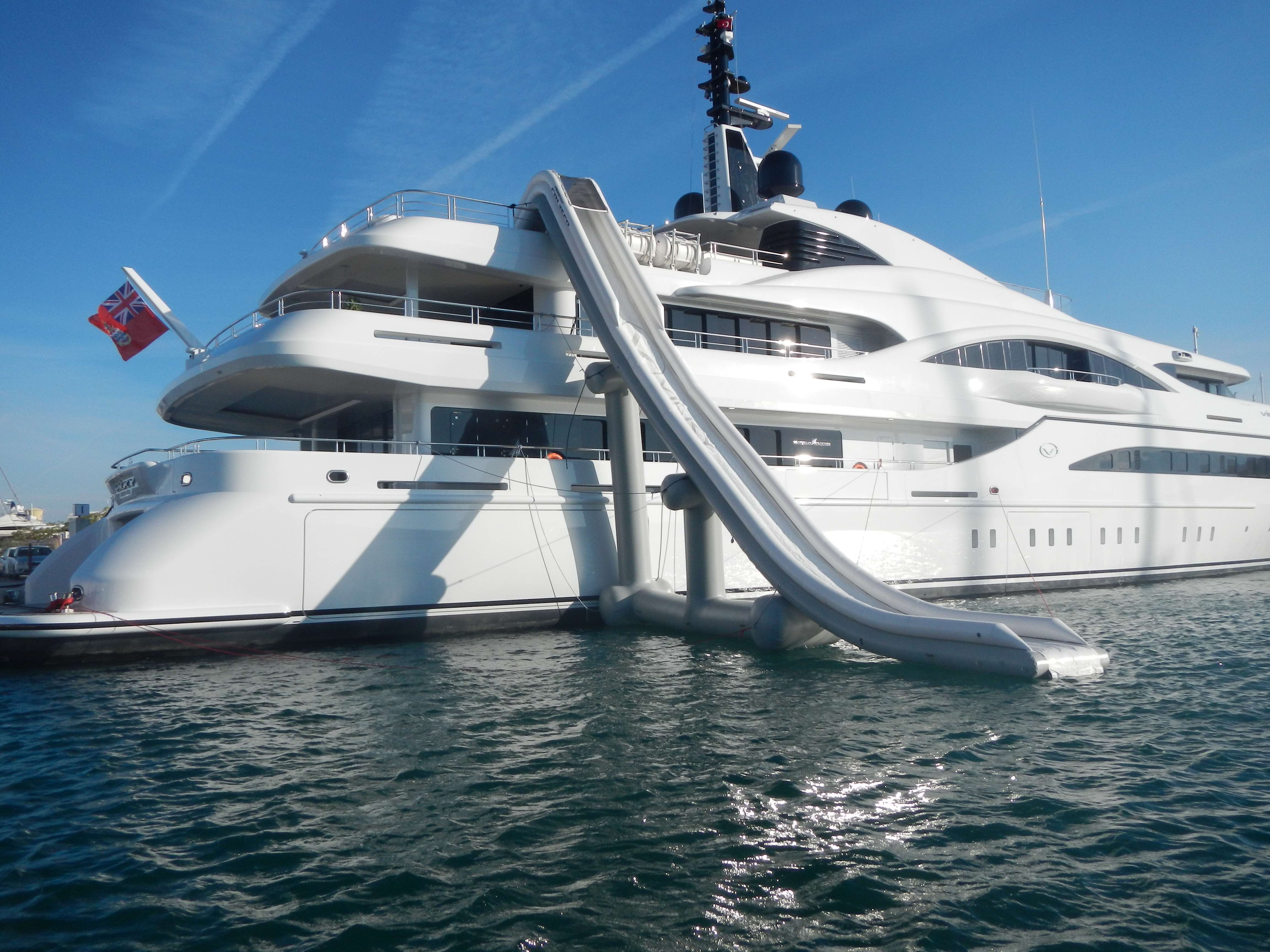 Quantum Of Solace Slide Luxury Yacht Browser By Charterworld Superyacht Charter