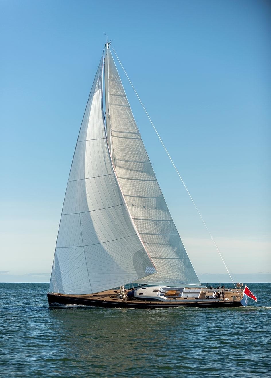 The 32m Yacht FARFALLA