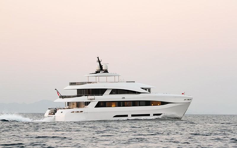 The 34m Yacht QUARANTA