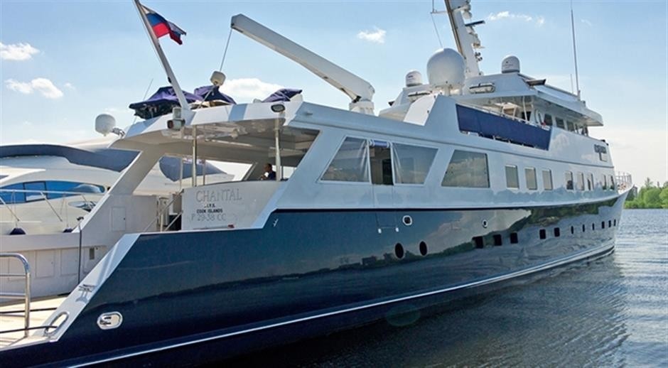 The 46m Yacht AGA 6