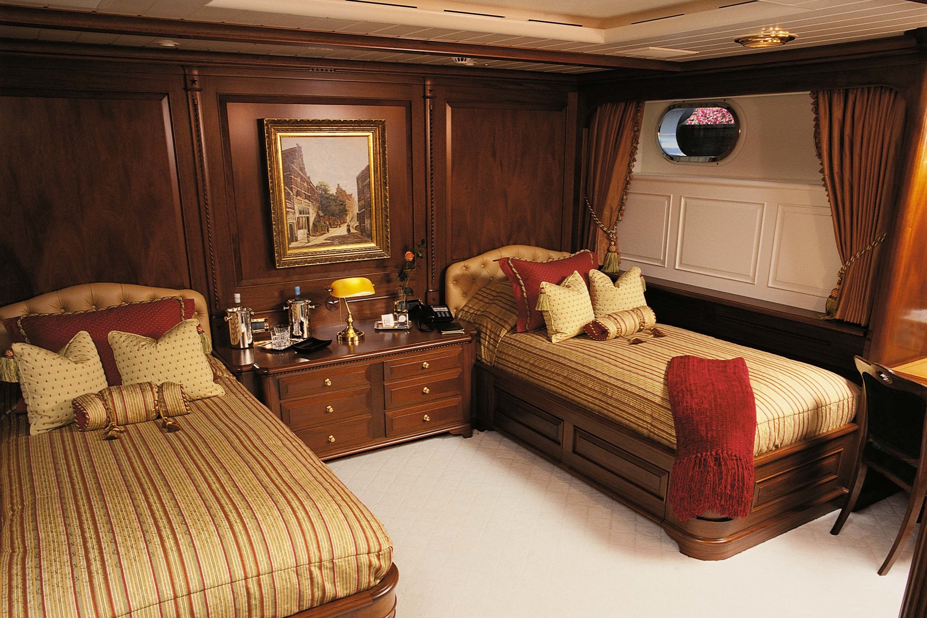Twin Bed Cabin On Board Yacht PARAFFIN