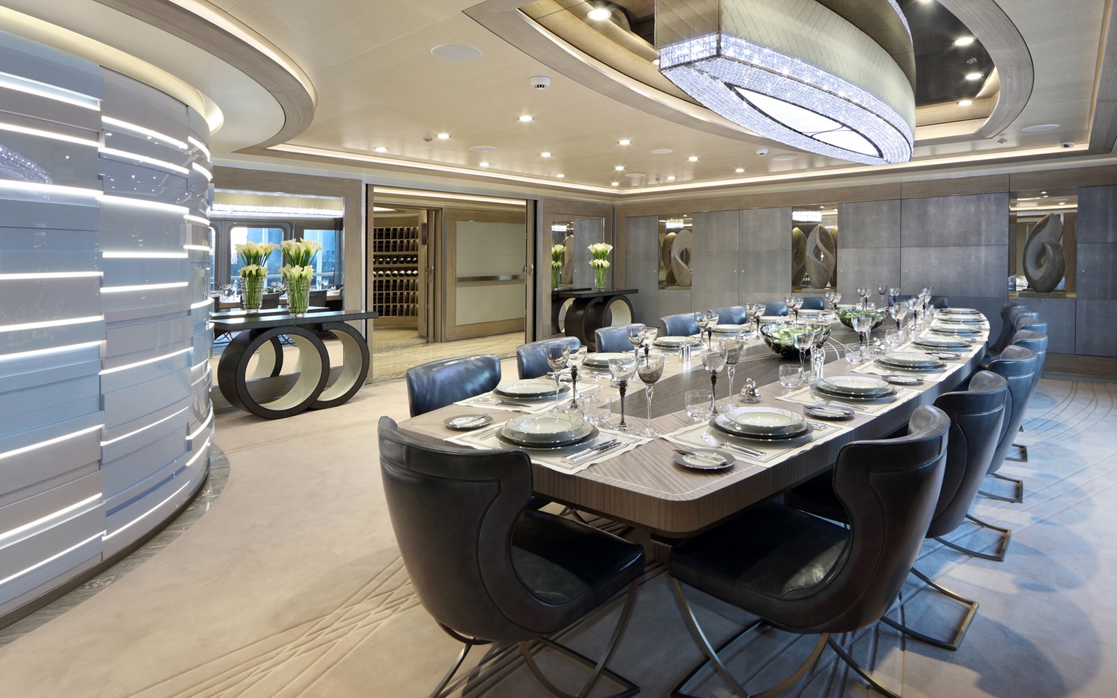 Yacht ANDROMEDA, Kleven | CHARTERWORLD Luxury Superyacht Charters1600 x 1000