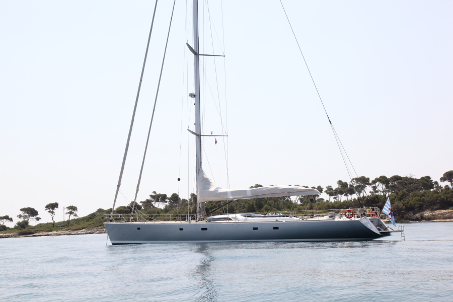 Luxury Yacht ATTIMO