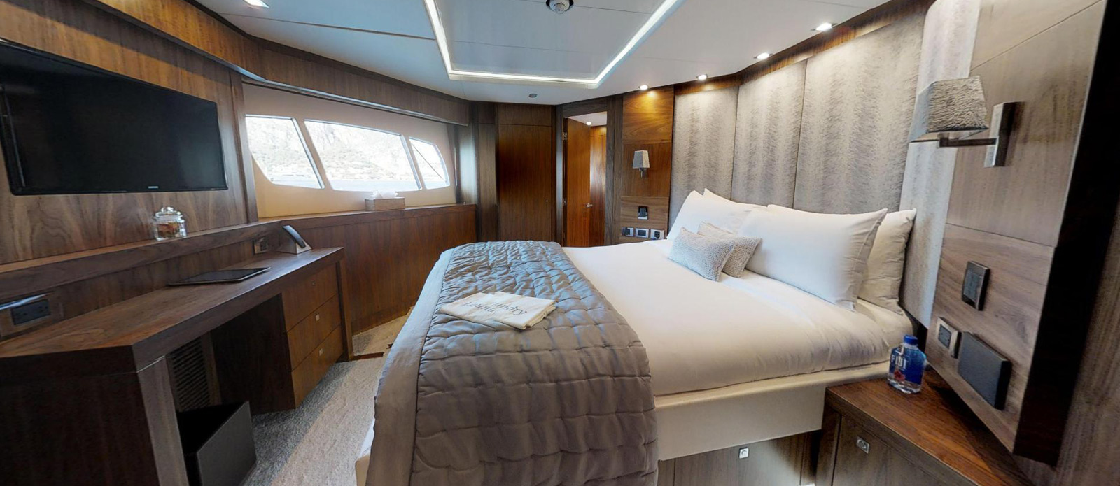 Starboard VIP Cabin