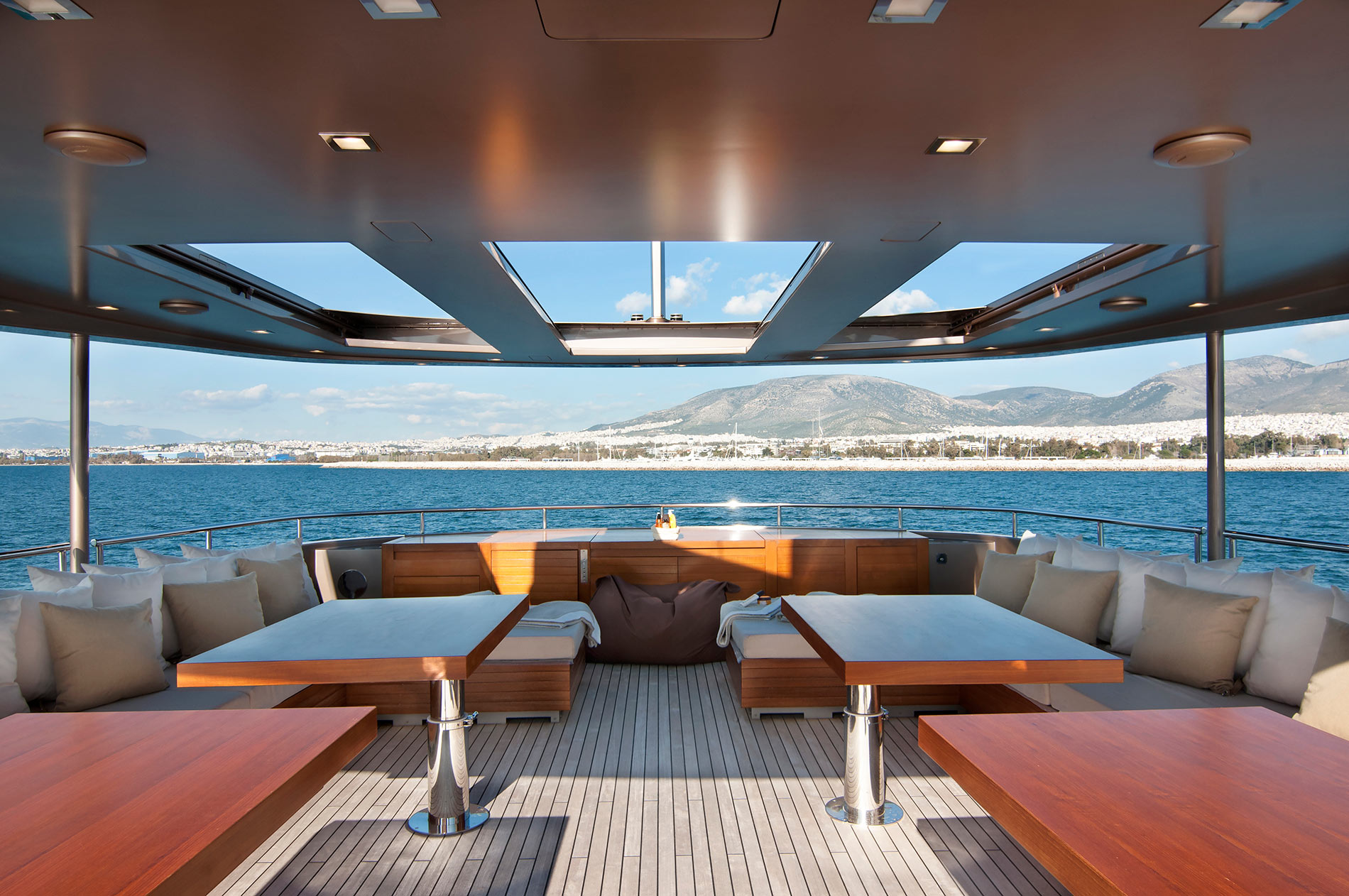 Yacht GEOSAND - Outside Seating 