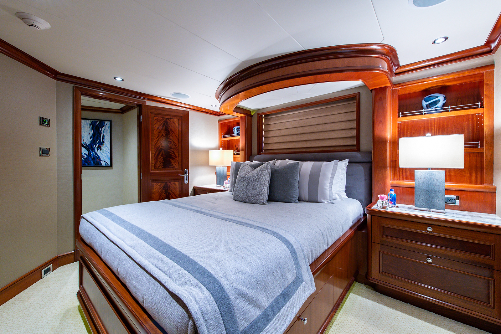 Aft Starboard Guest Stateroom