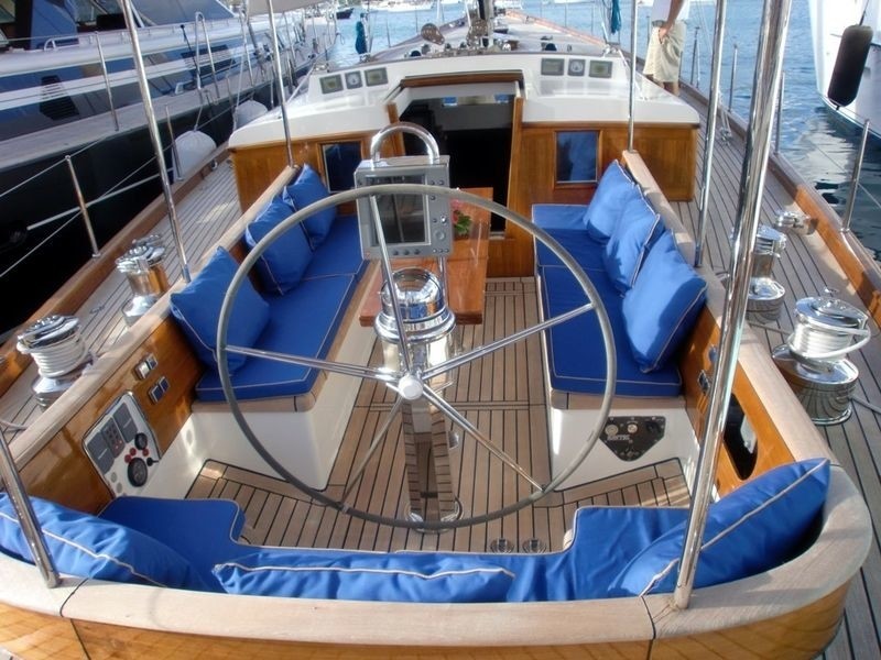 The 23m Yacht AURELIUS