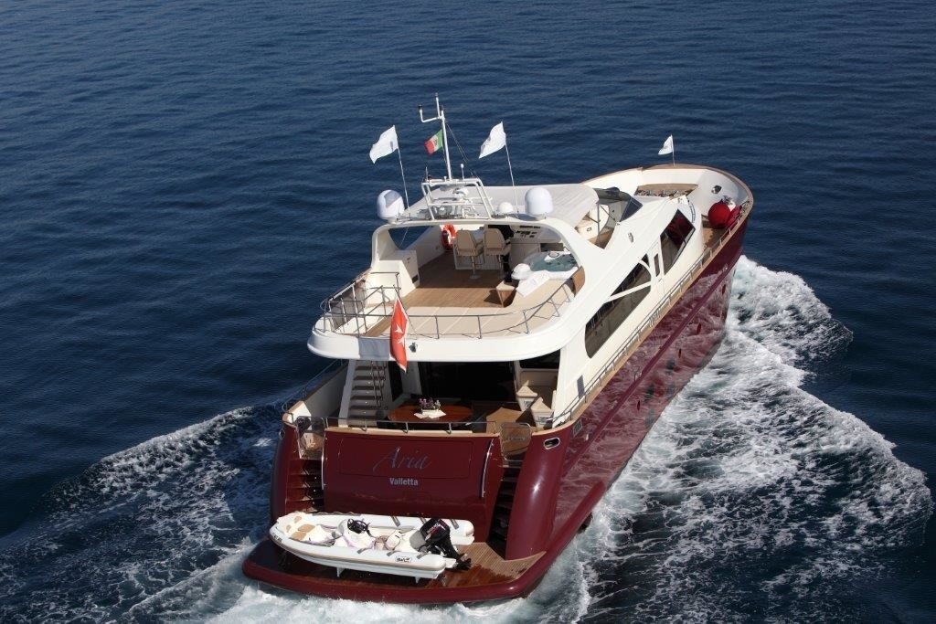 The 27m Yacht ARIA