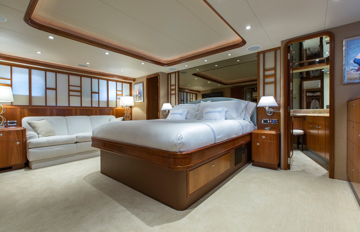 The 34m Yacht OASIS
