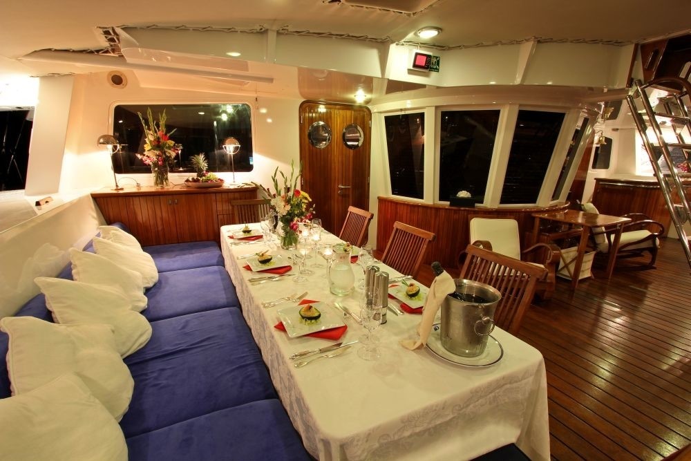 Cockpit Eating/dining On Board Yacht DOUCE FRANCE