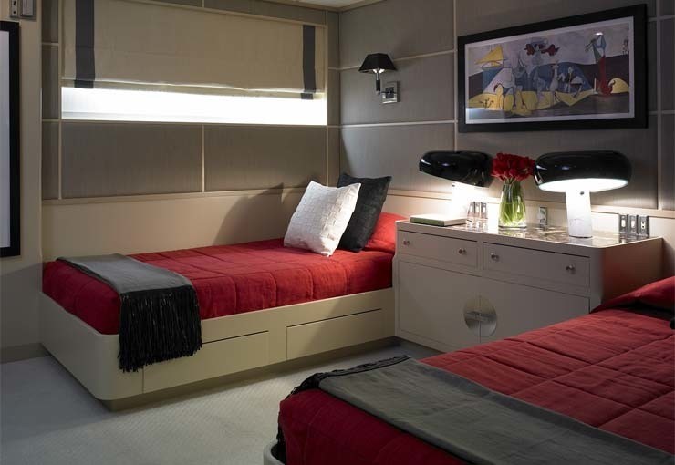 Twin Bed Cabin Aboard Yacht ILLUSION