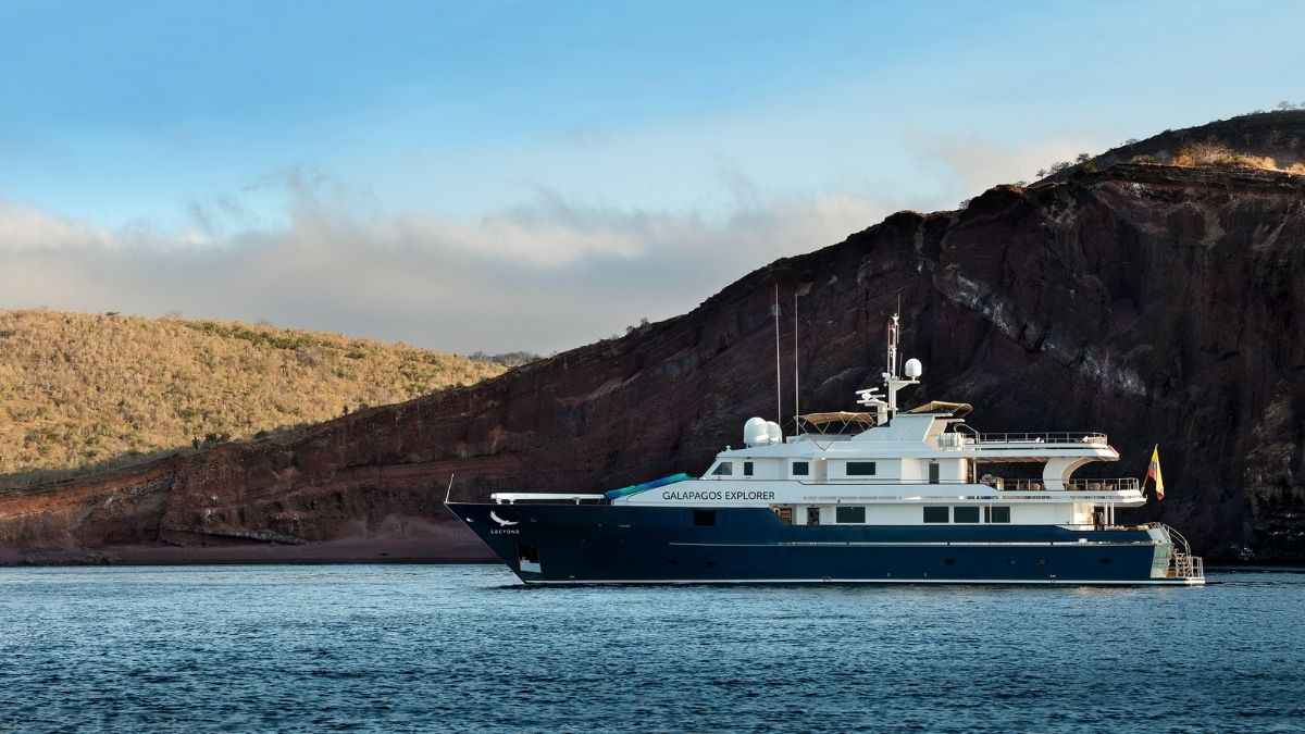 Galapagos Explorer Yacht