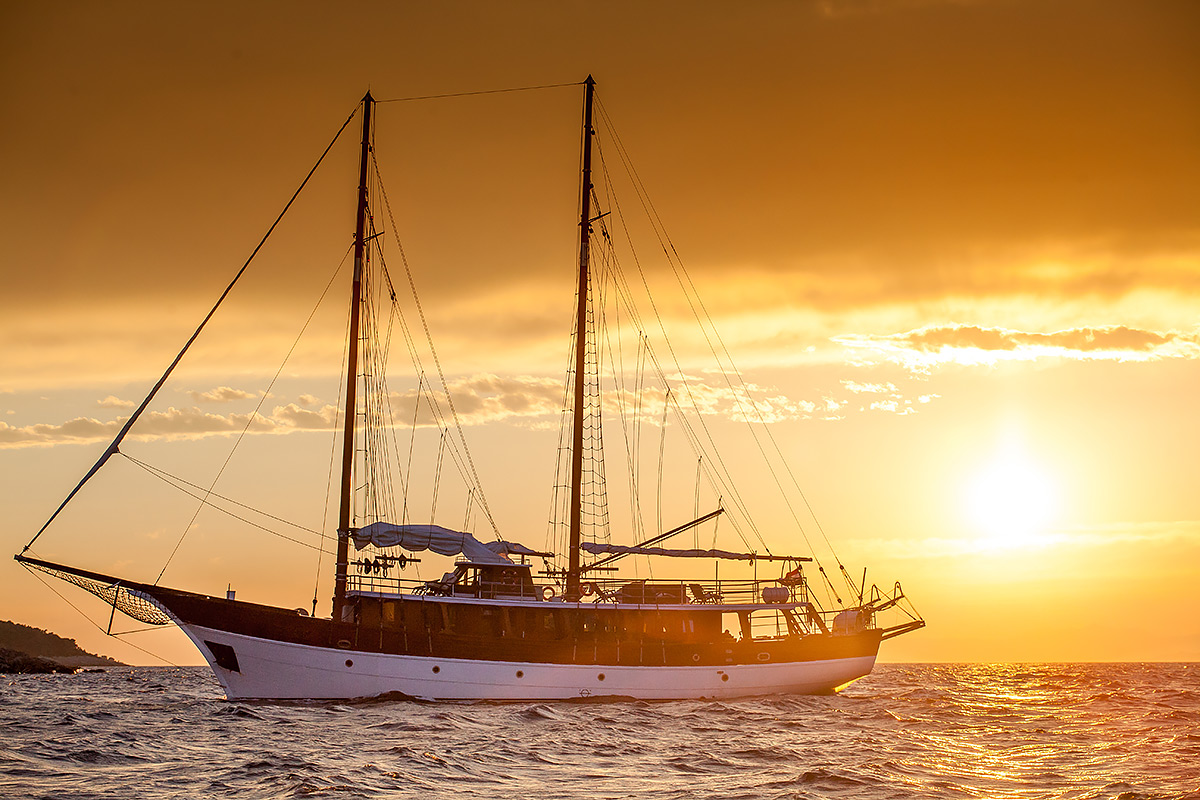 Gulet Sailing Yacht ROMANCA Sunset