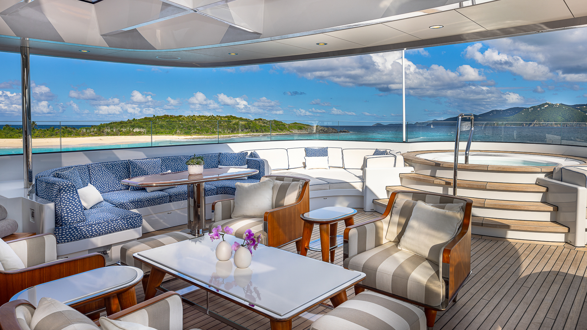 Rock It Sun Deck - Seating And Jacuzzi Looking Forward To Port Credit Yachting Image
