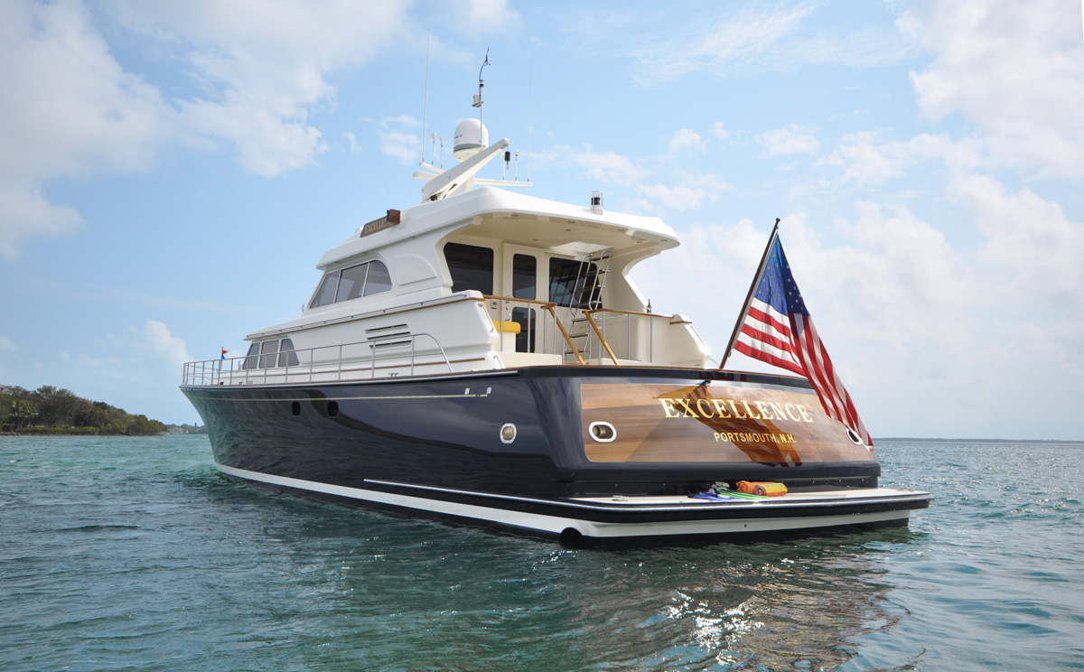 LYMAN MORSE Yacht EXCELLENCE -  On Charter