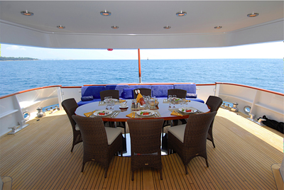 ANGEL HEART Alfresco Dining