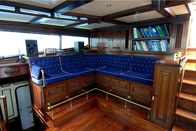 ANGEL HEART Wheelhouse Seating