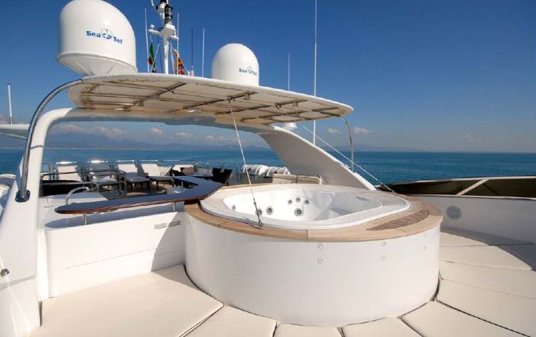Benetti 122 Motor yacht -  Spa Pool on Sundeck