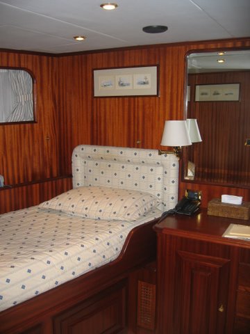 Benetti Yacht MIZAR -  Guest Cabin