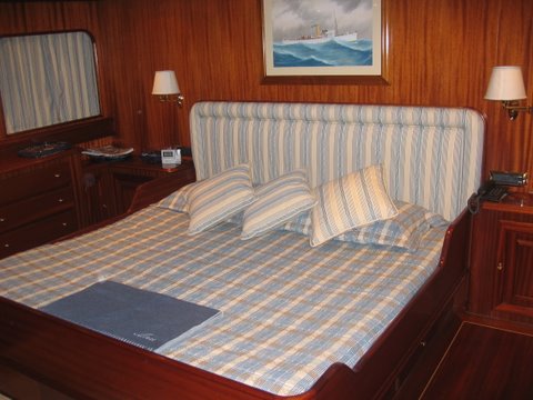 Benetti Yacht MIZAR -  Master Cabin