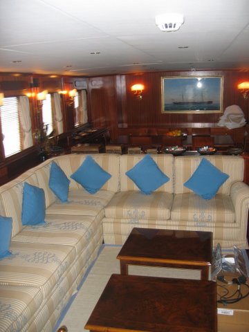 Benetti Yacht MIZAR -  Salon Seating