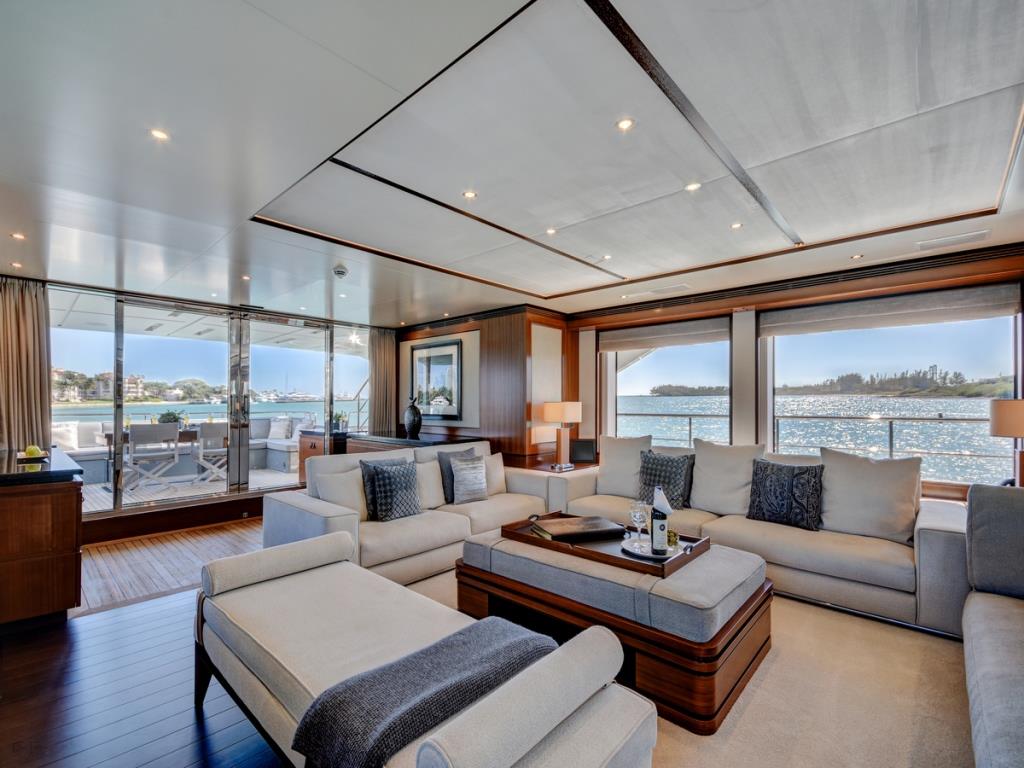 Benetti yacht DREW - Salon view aft