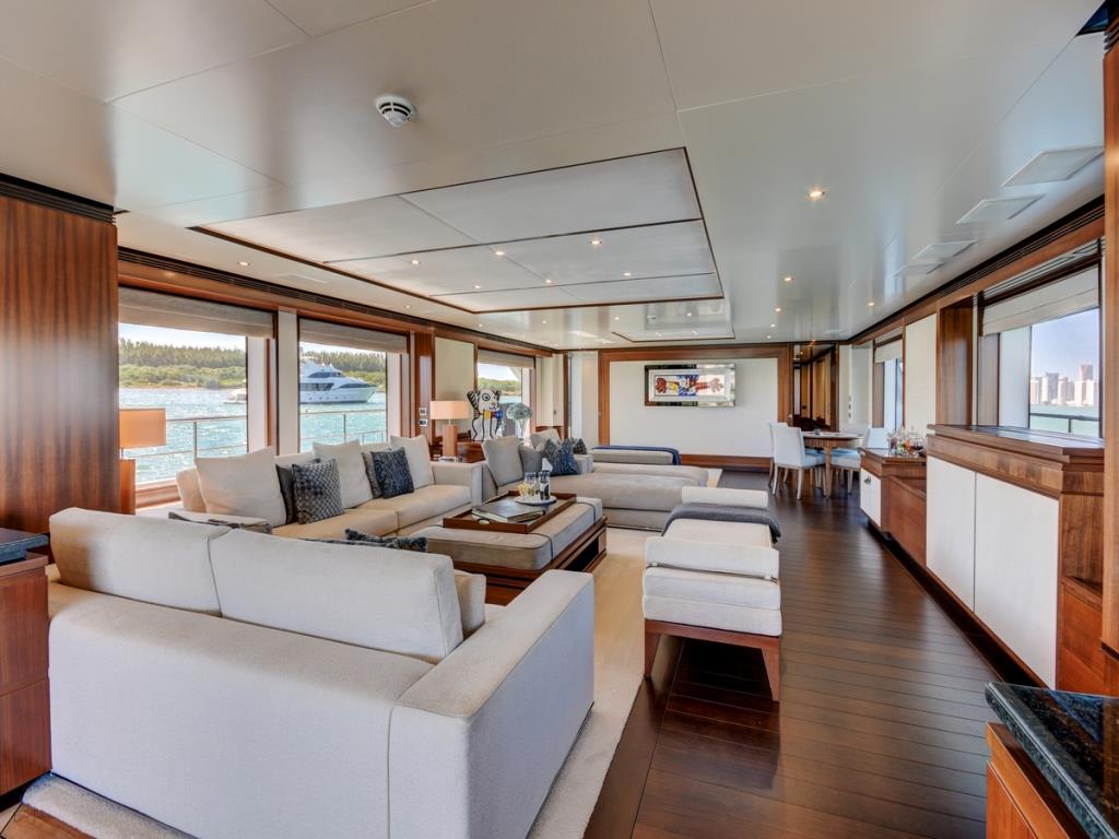 Benetti yacht DREW - Salon