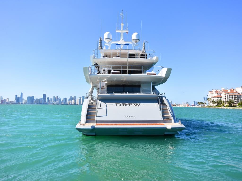 Benetti yacht DREW - Stern