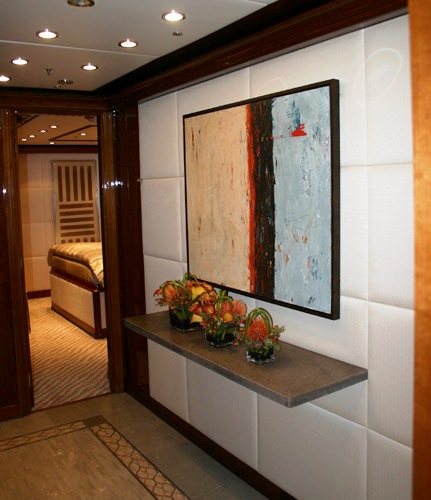 COCO LOCO Foyer to Staterooms